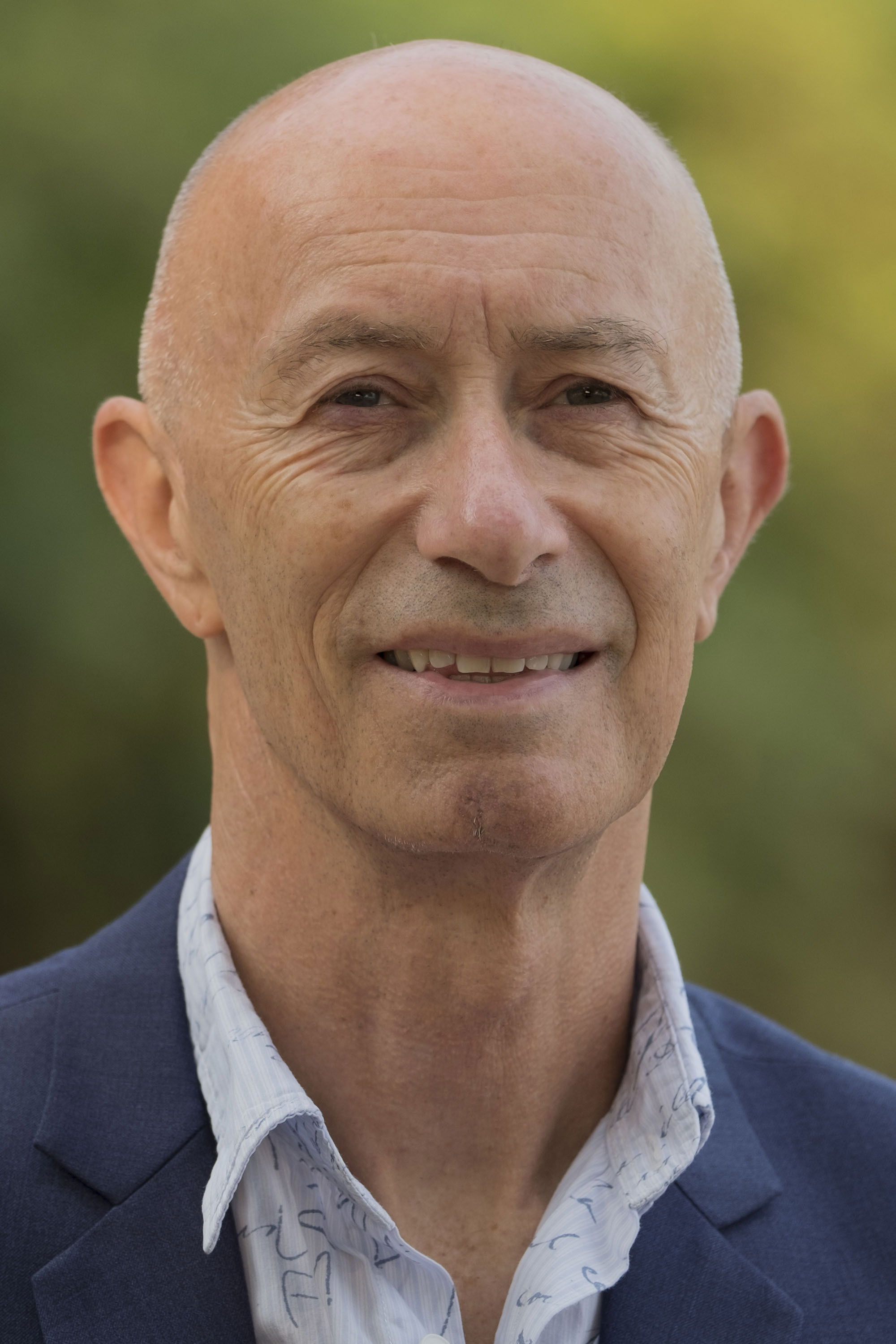 et billede af Kevin J. Cottam