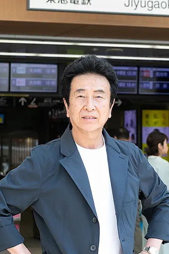 et billede af Hisakazu Kanazawa