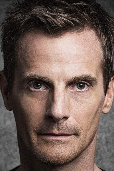 et billede af Mark H. Dold