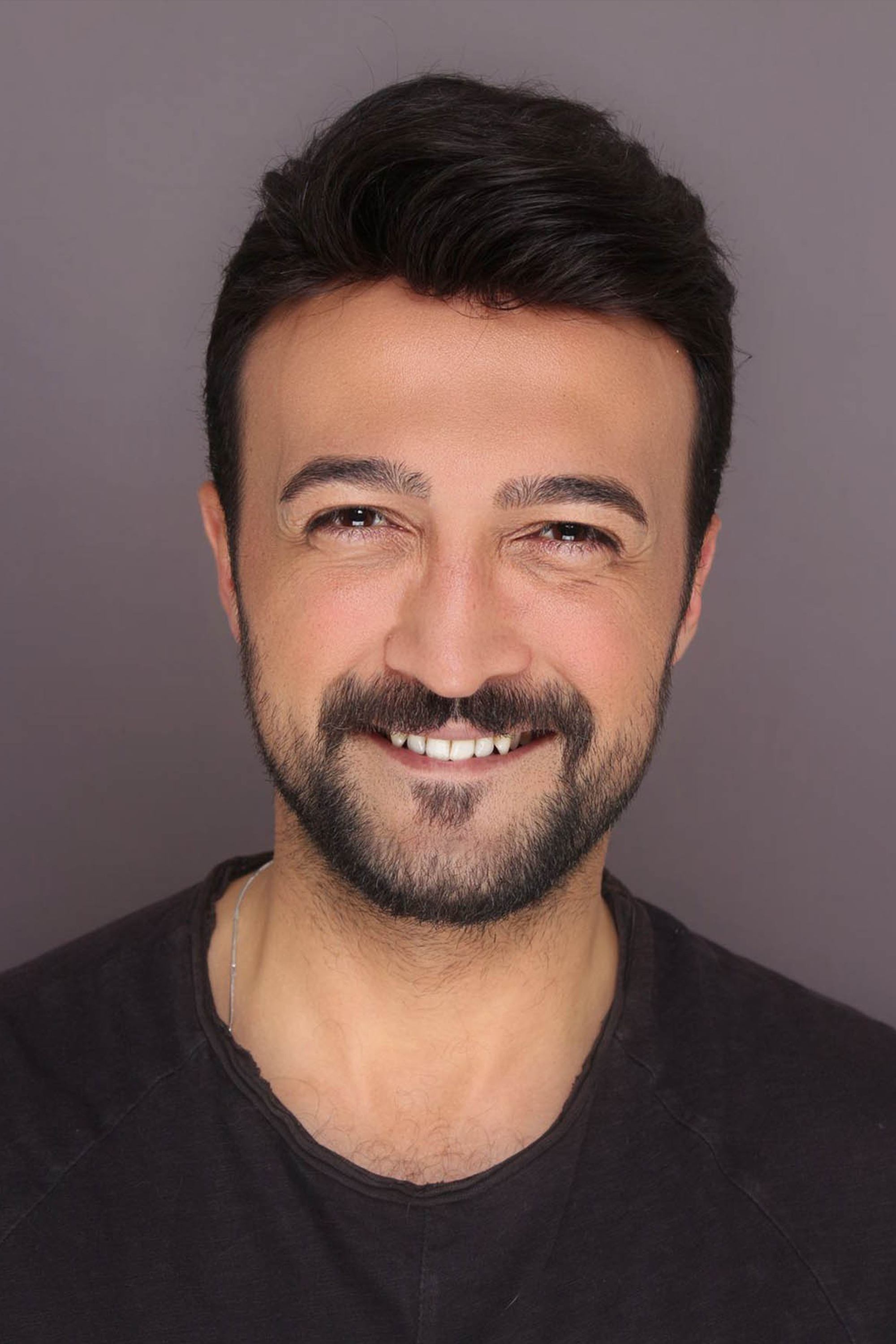 et billede af Fatih Ayhan