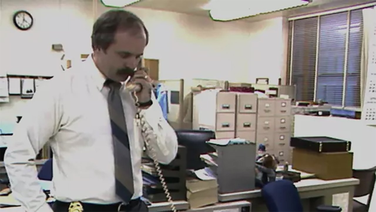 Ted Bundy: Dialogue with the Devil S1E6 backdrop