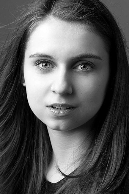 et billede af Julia Conway