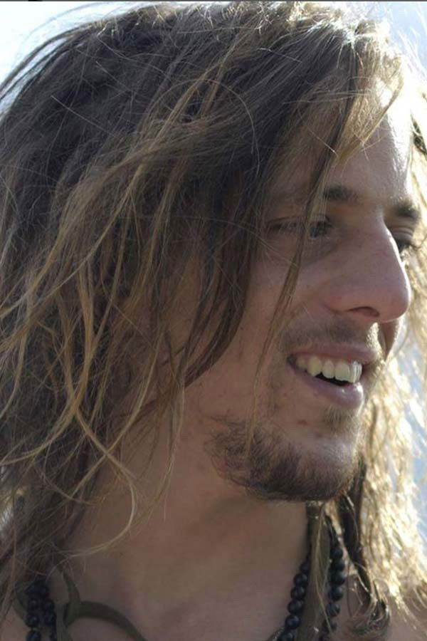 et billede af Alex Lezzi