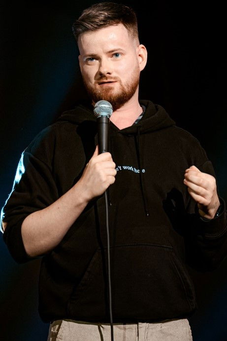 et billede af Joshua Perkins