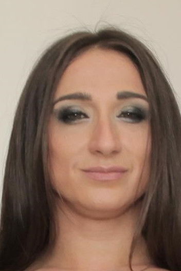 et billede af Karyn Bayres