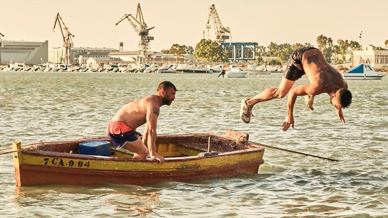 Una vida entre dos aguas (2017)