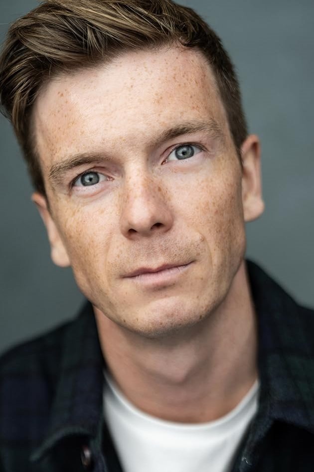 et billede af James Backway