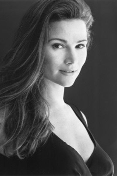 et billede af Keely Shaye Smith