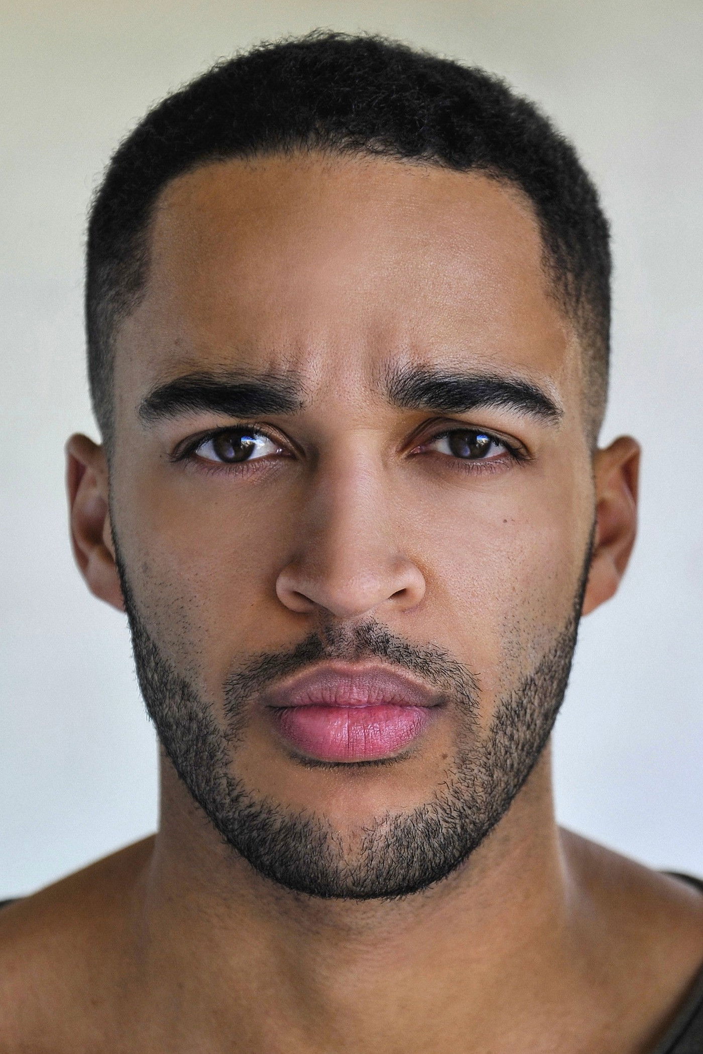 et billede af Ezekiel Simat