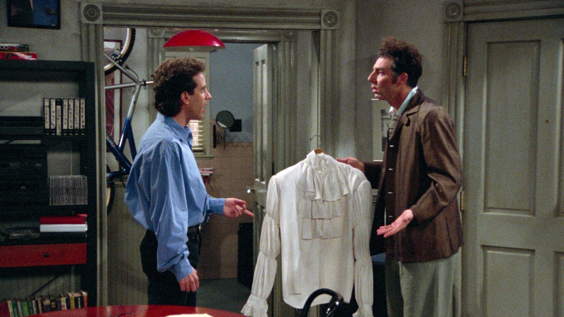 Episode 2 - La camicia a drappi