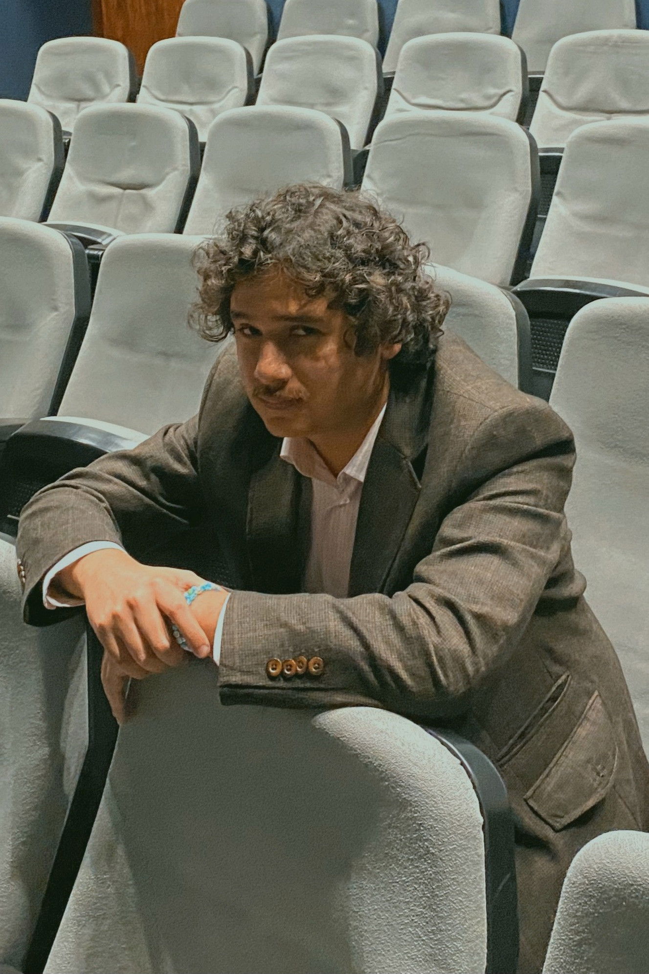 et billede af Gustavo Vegas Aguinaga