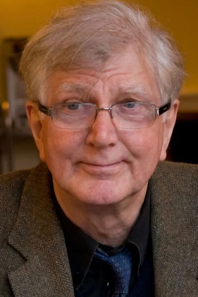 et billede af Stephen Moore