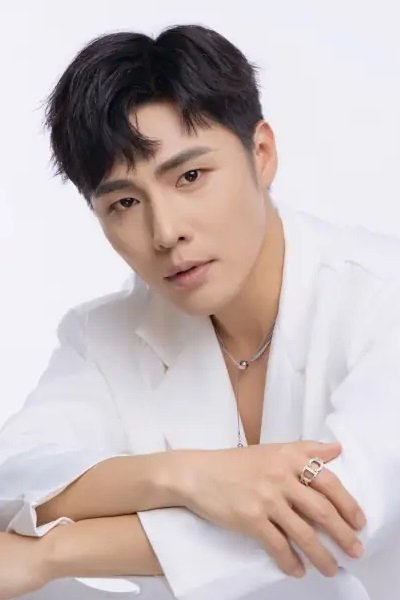 Xiabo Zhuang's picture in the cast