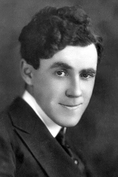 et billede af John F. Hamilton