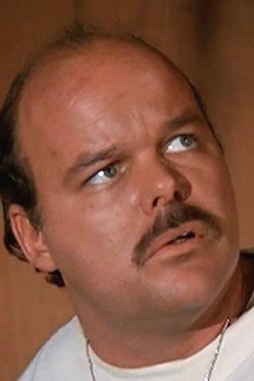 et billede af Mills Watson