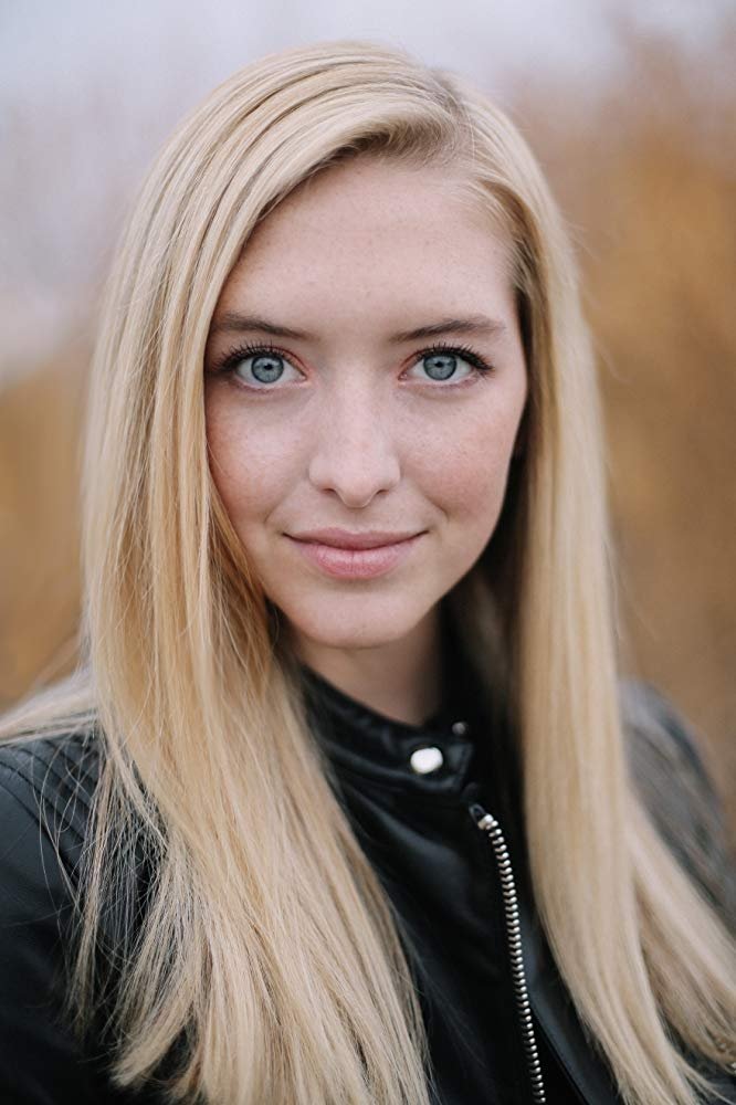 et billede af Courtney Coker