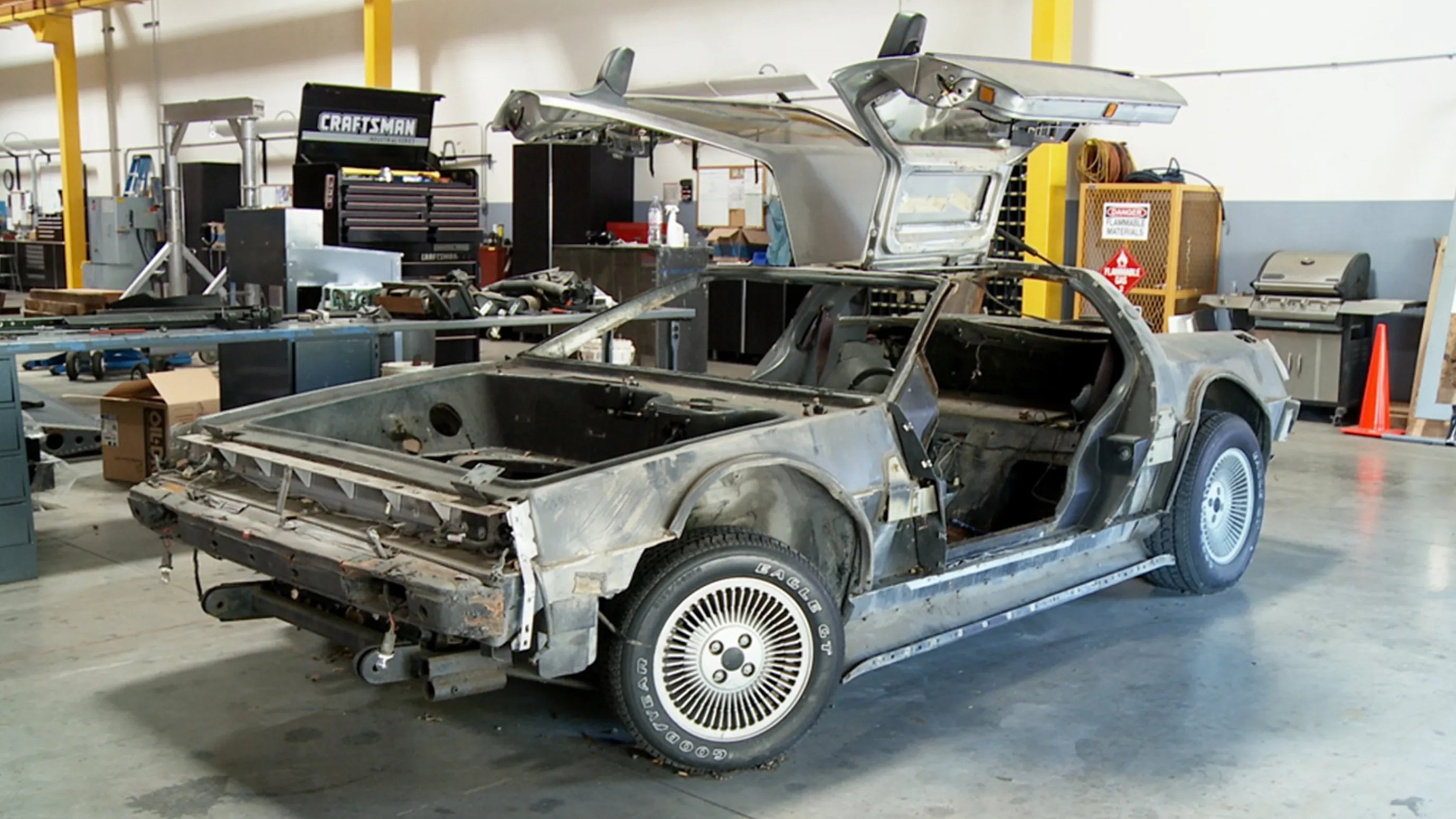 Outatime: Saving the DeLorean Time Machine (2016)