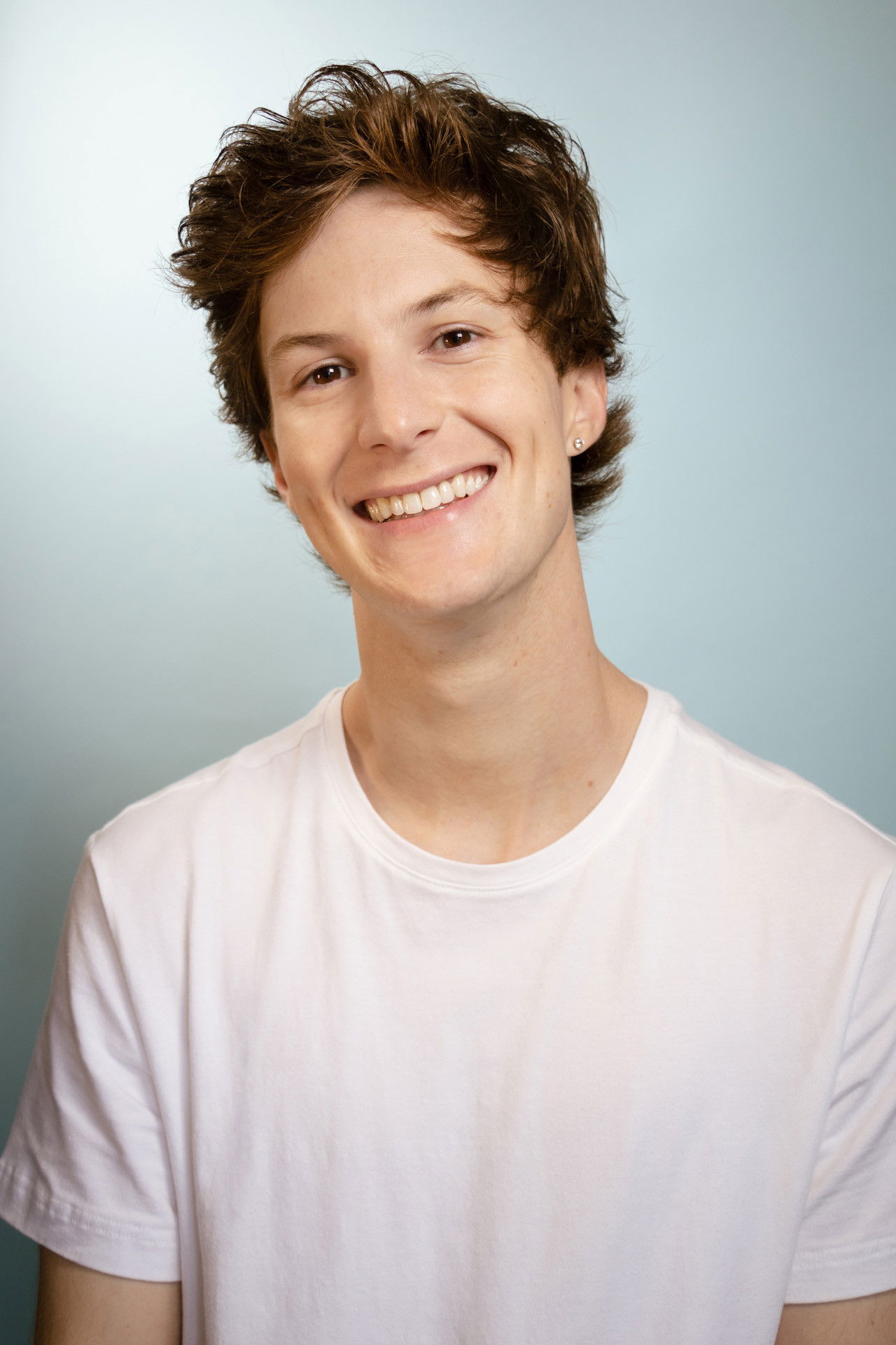 et billede af Derek Mari