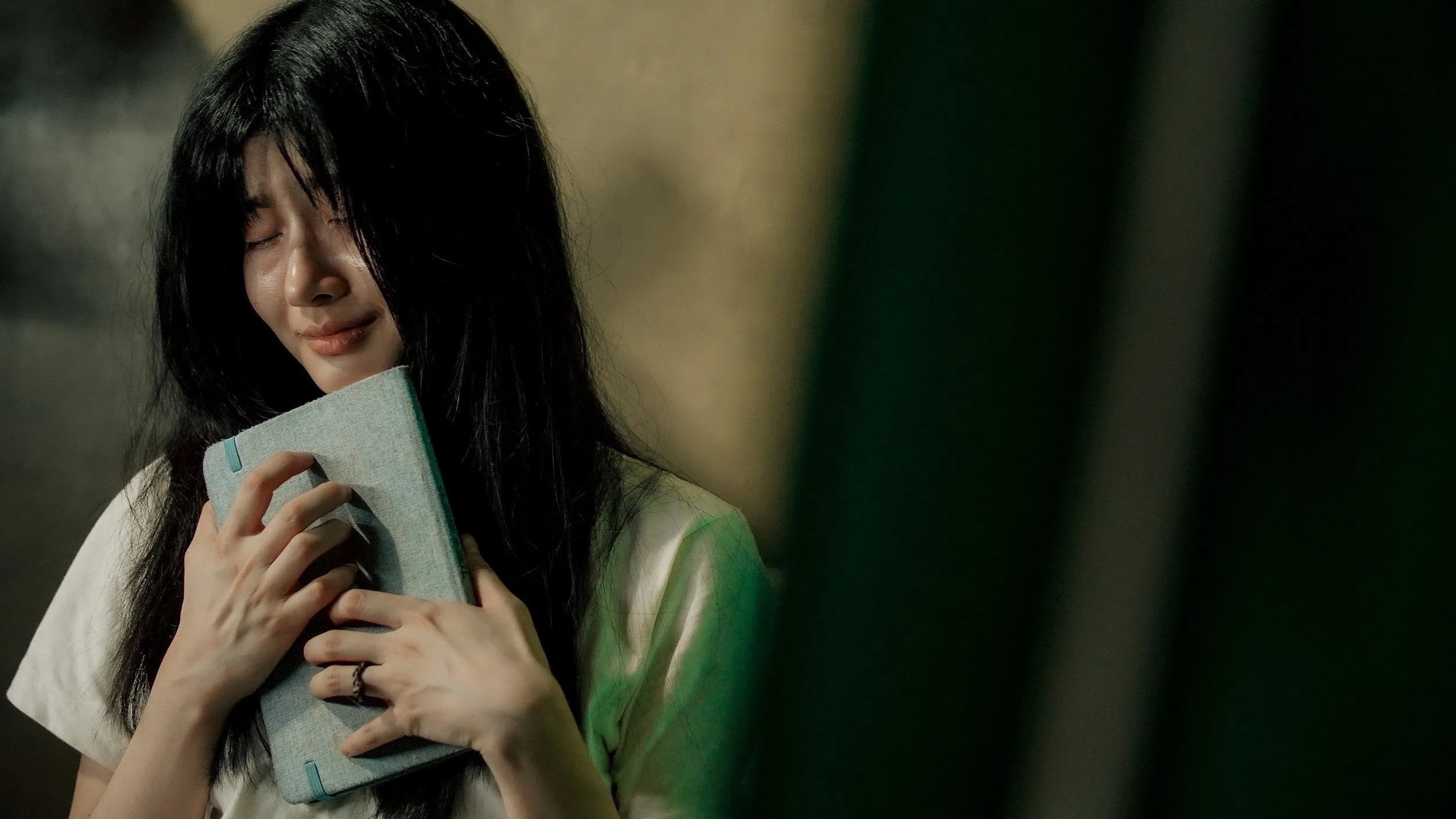 ClaireBell - Season 1