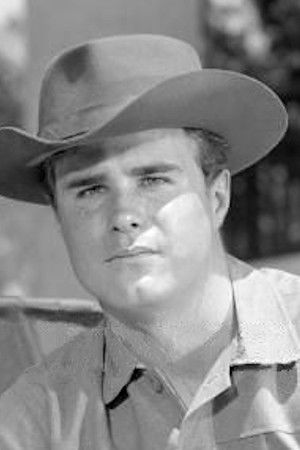 et billede af Charles Briles