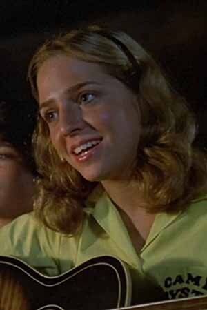 et billede af Debra S. Hayes