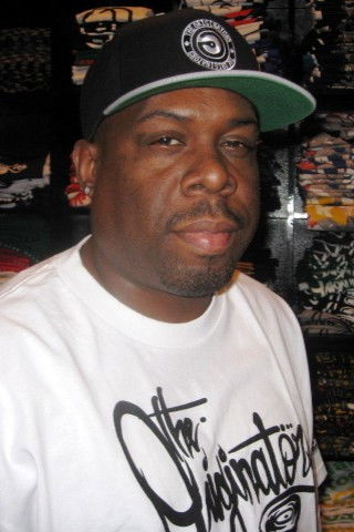 et billede af King Tee