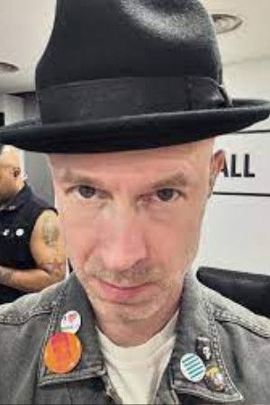 et billede af Tom Thacker