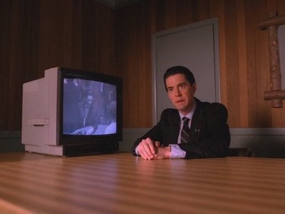 Twin Peaks Season 2 Episode 10