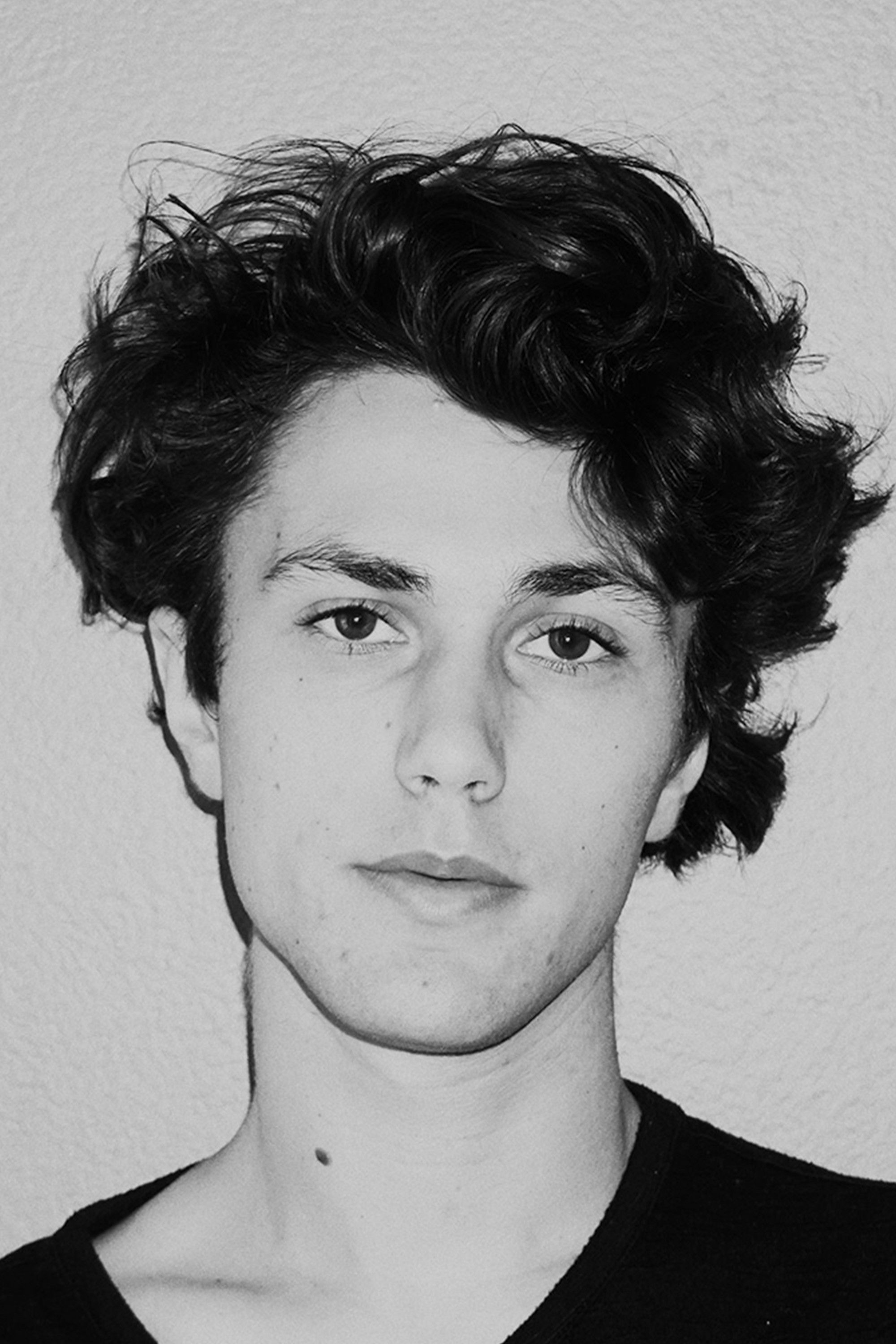 et billede af John Robb Saunders