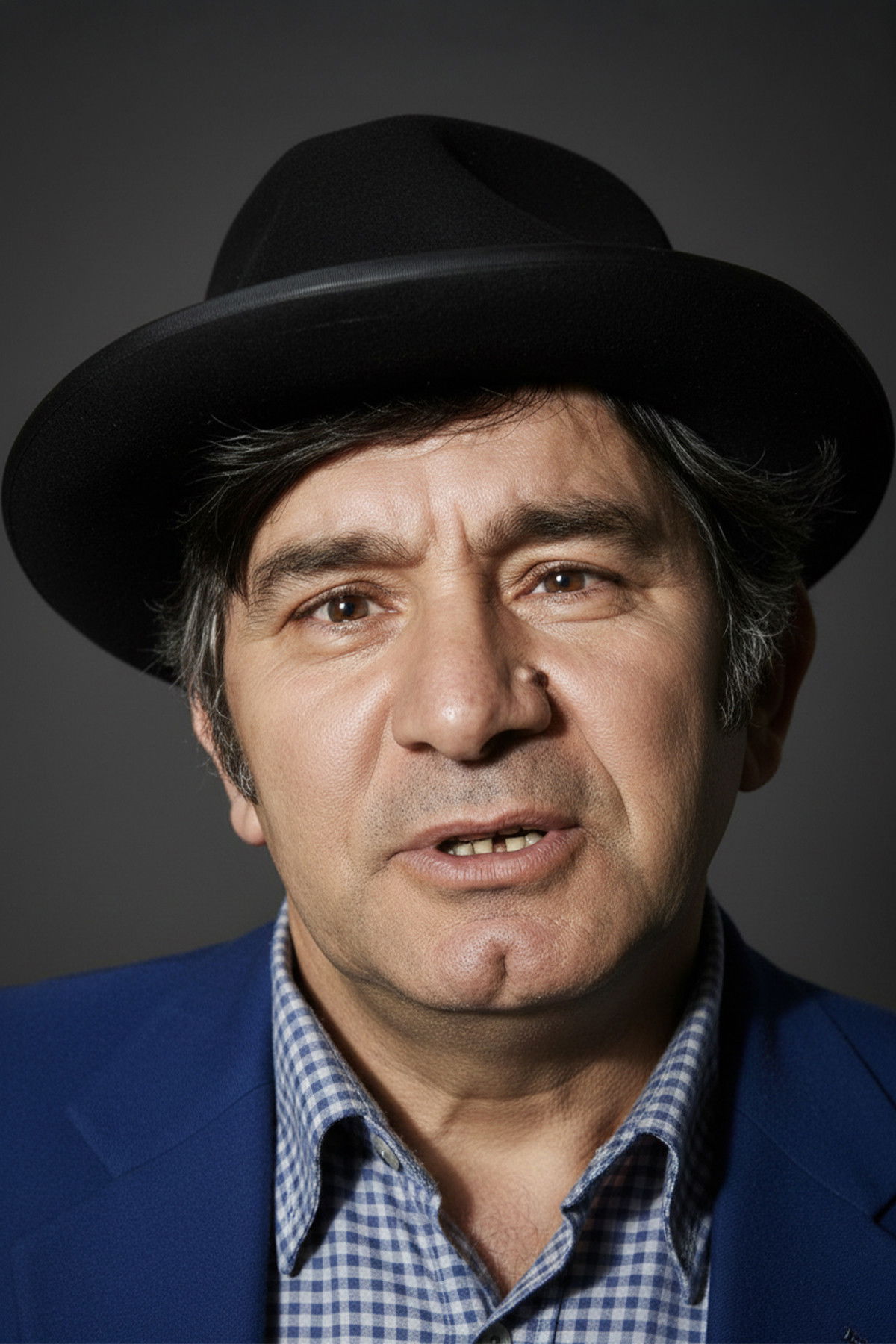 et billede af Nizam Ergüden