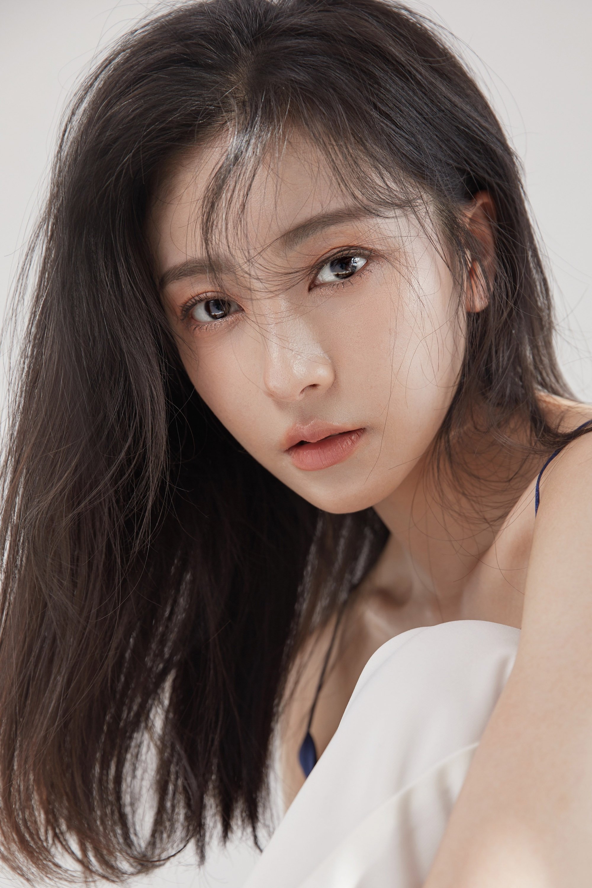 Yu Xintong's picture in the cast