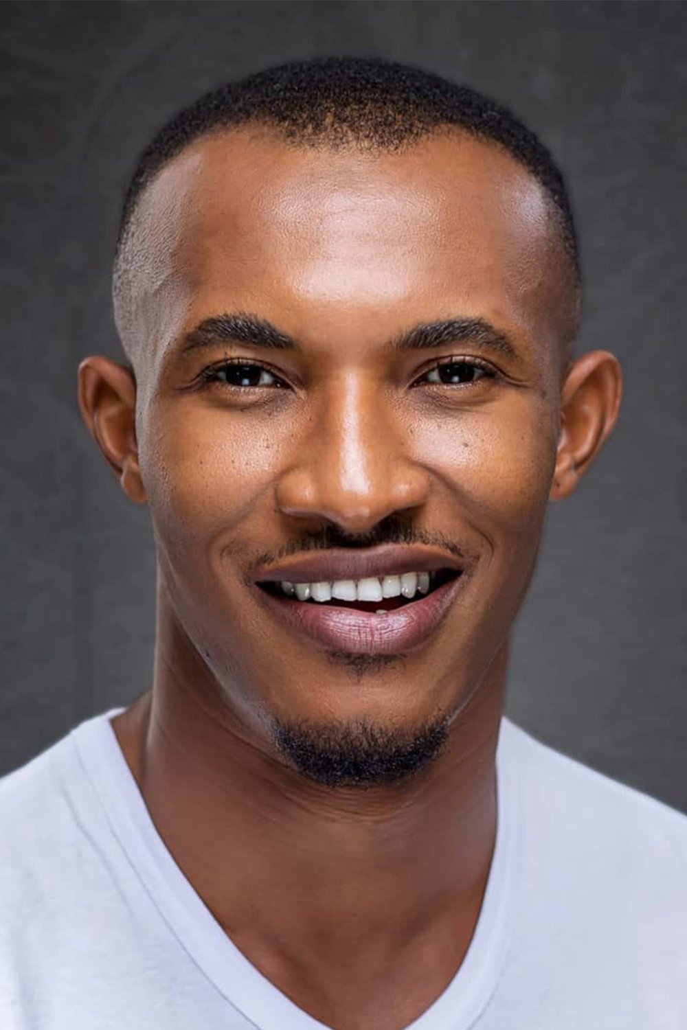 et billede af Gideon Okeke