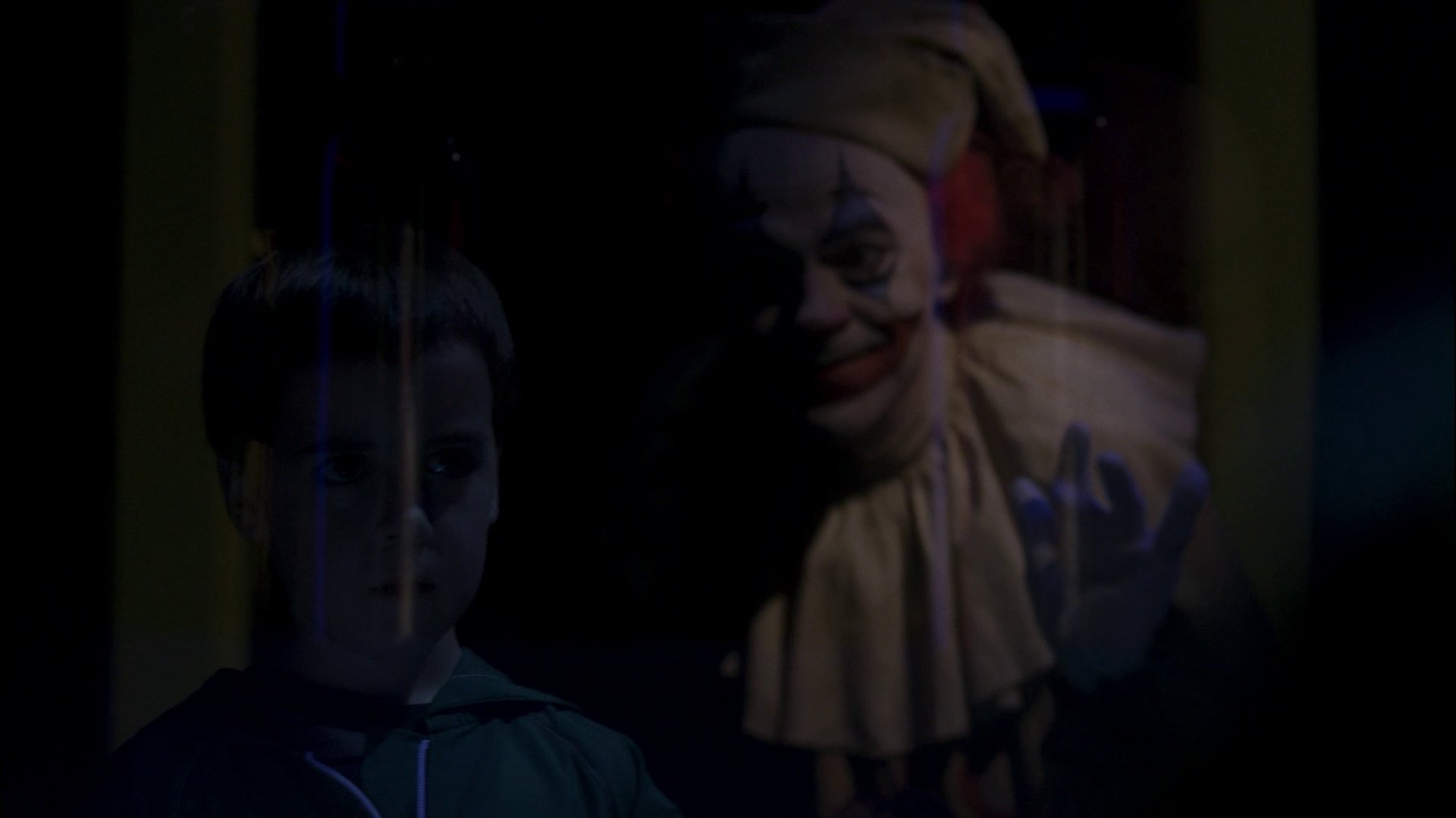 Supernatural Season 2 :Episode 2  Everybody Loves a Clown