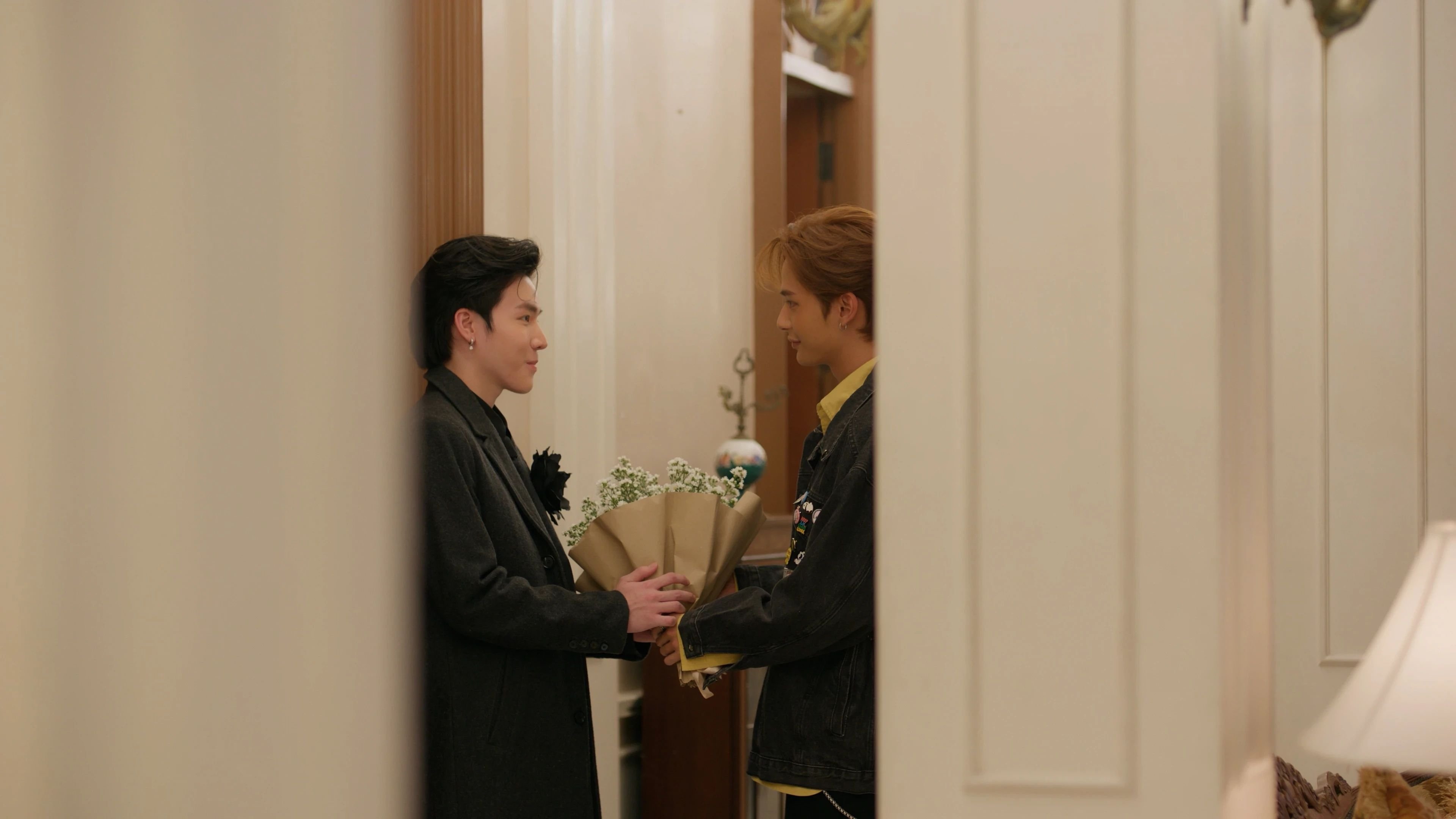 ซ่อนใจไว้ที่เธอ - Season 1