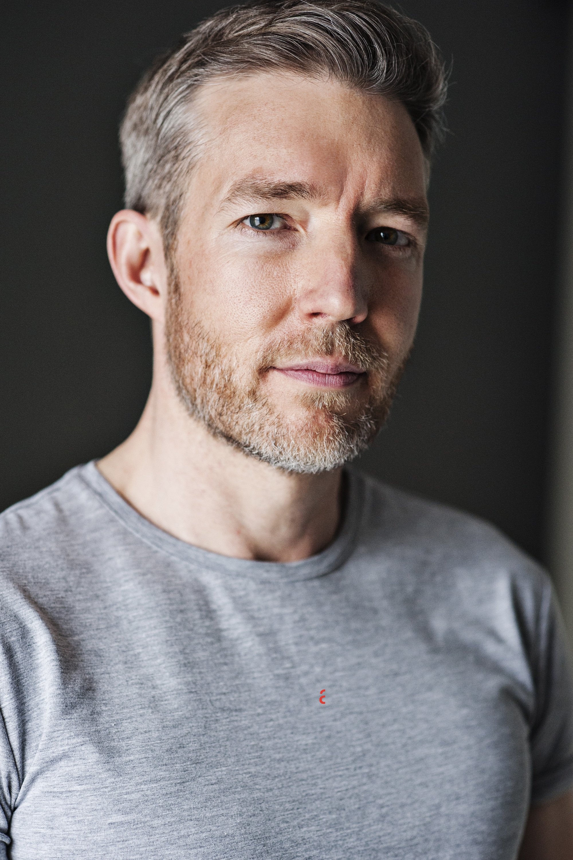 et billede af Geoffrey Newland