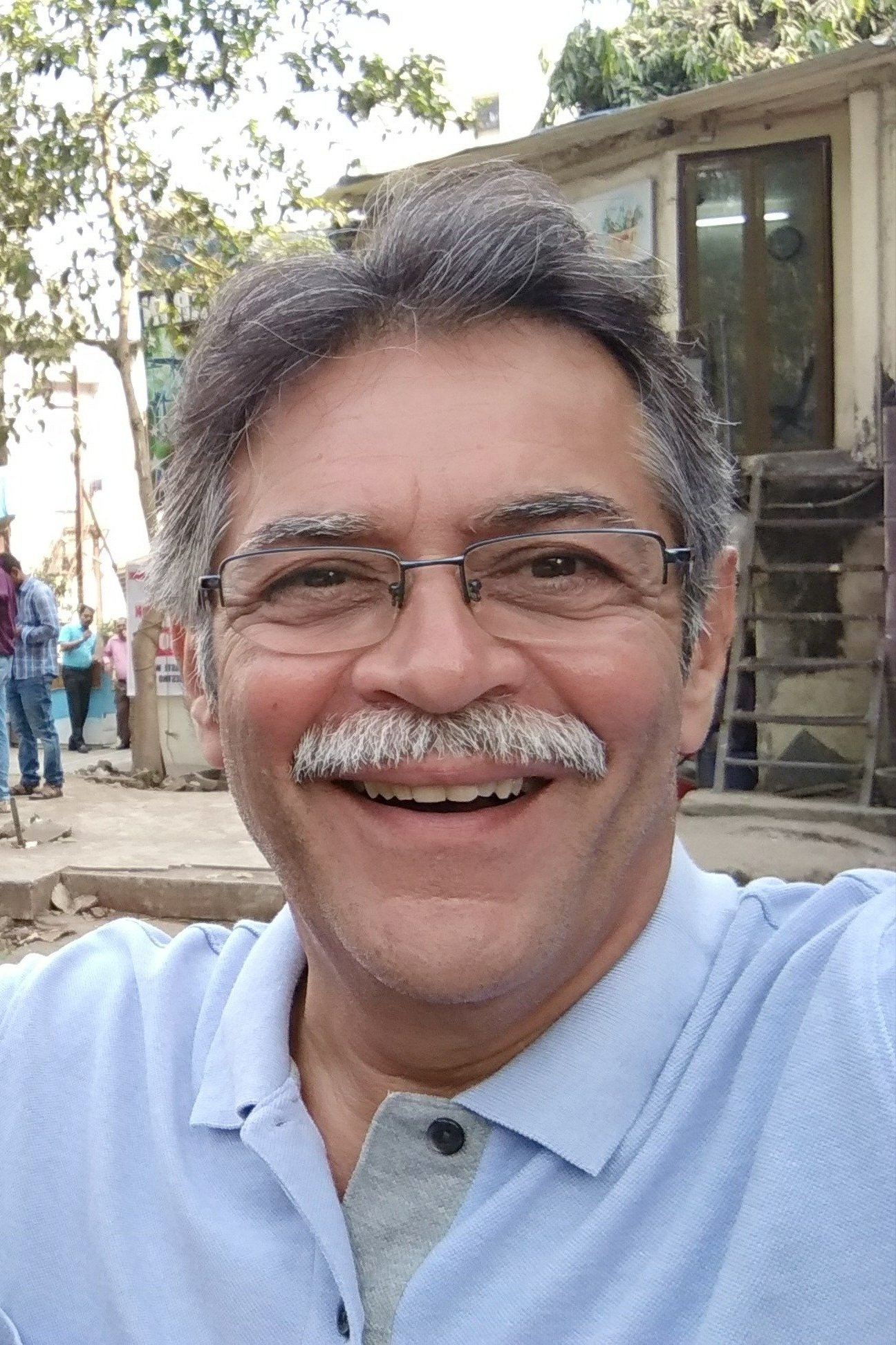 et billede af Micky Makhija