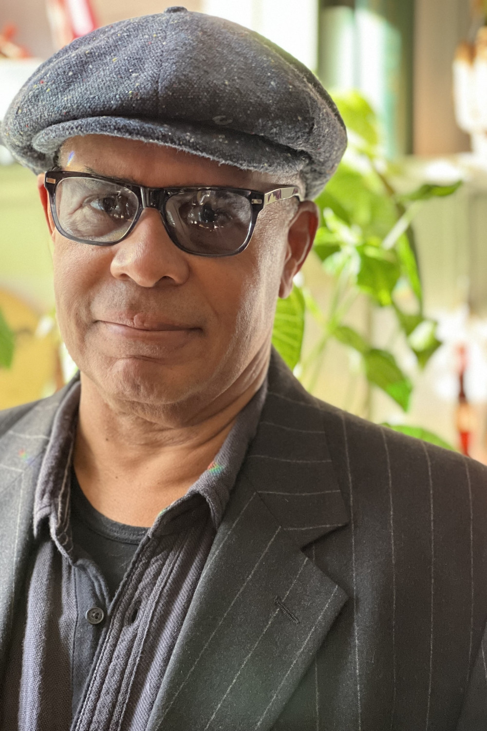 et billede af Larry Gregory