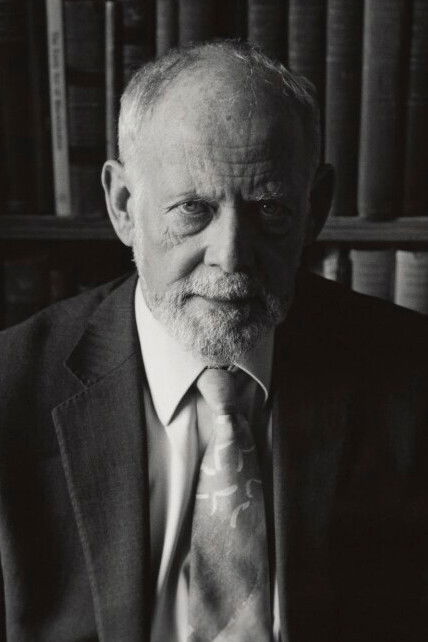 et billede af Barry Cunliffe