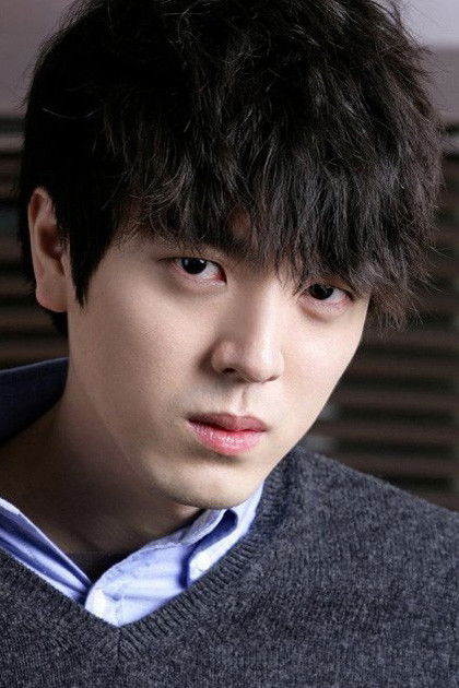 et billede af Shin Min Soo