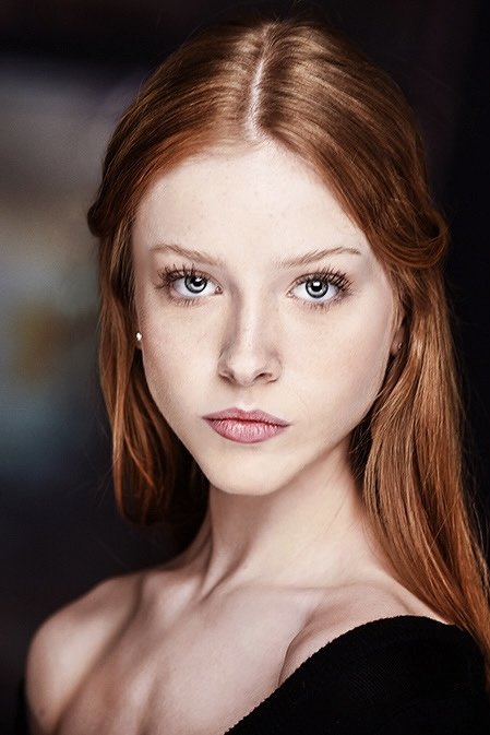 et billede af Julia Doyle