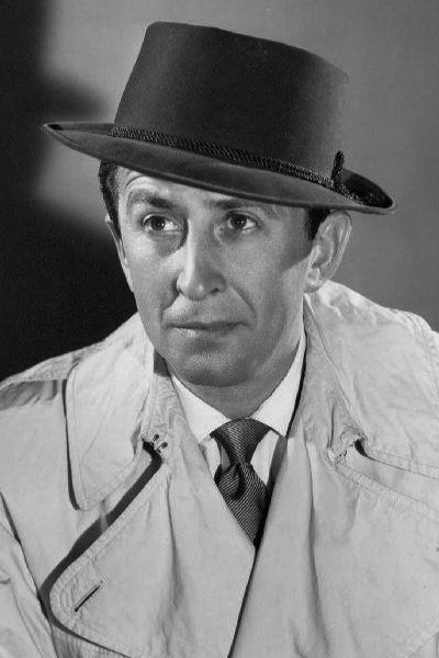 et billede af George Petrie