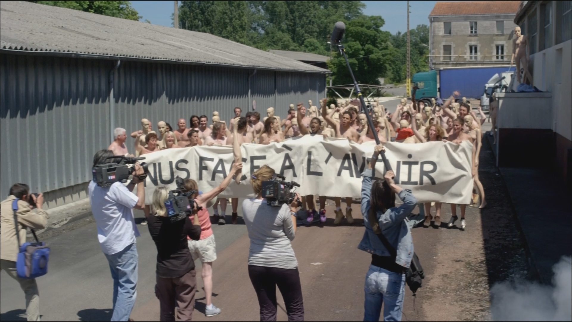 Au bas de l'échelle (2010)