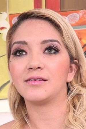 et billede af Lindsey Lexus