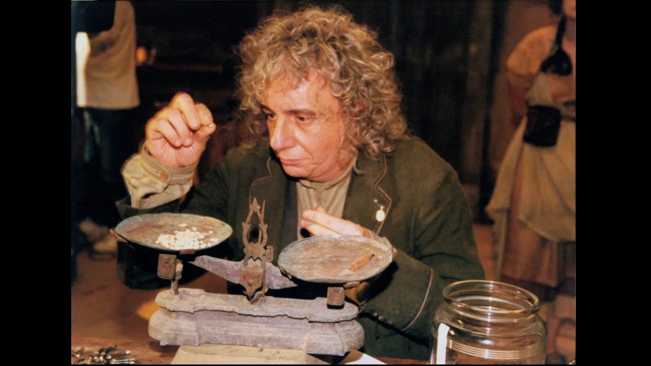 Thumbnail for 'O Santo e a Porca' Season 1 Episode 1