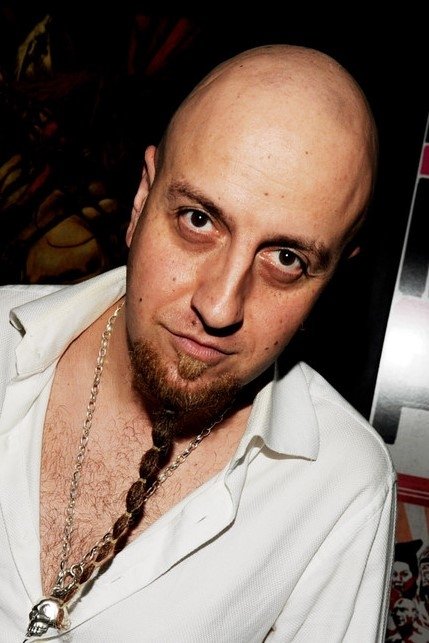 et billede af Shavo Odadjian