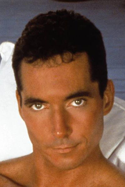 et billede af Nick Manetti