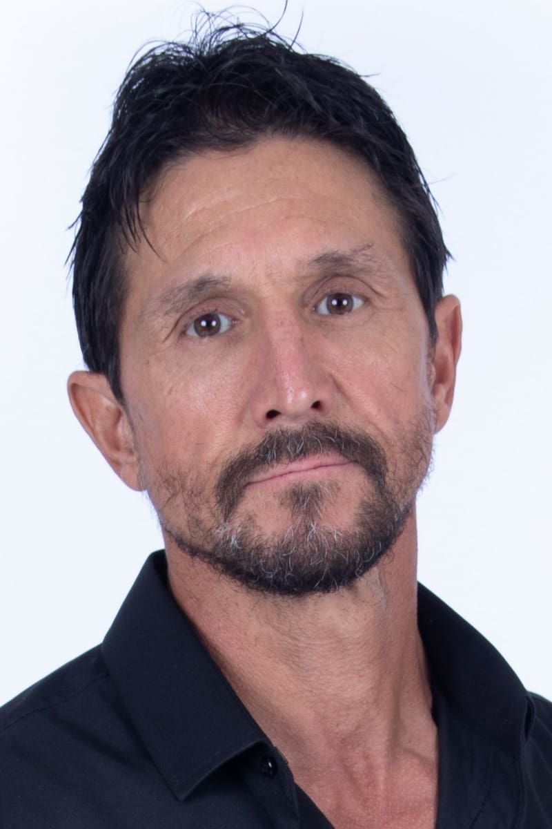 et billede af Tommy Gunn