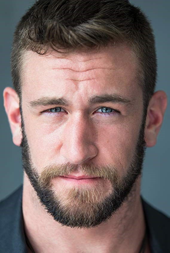 et billede af Trevor LaPaglia