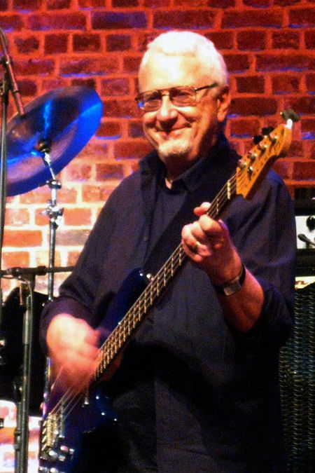 et billede af Jerry Scheff