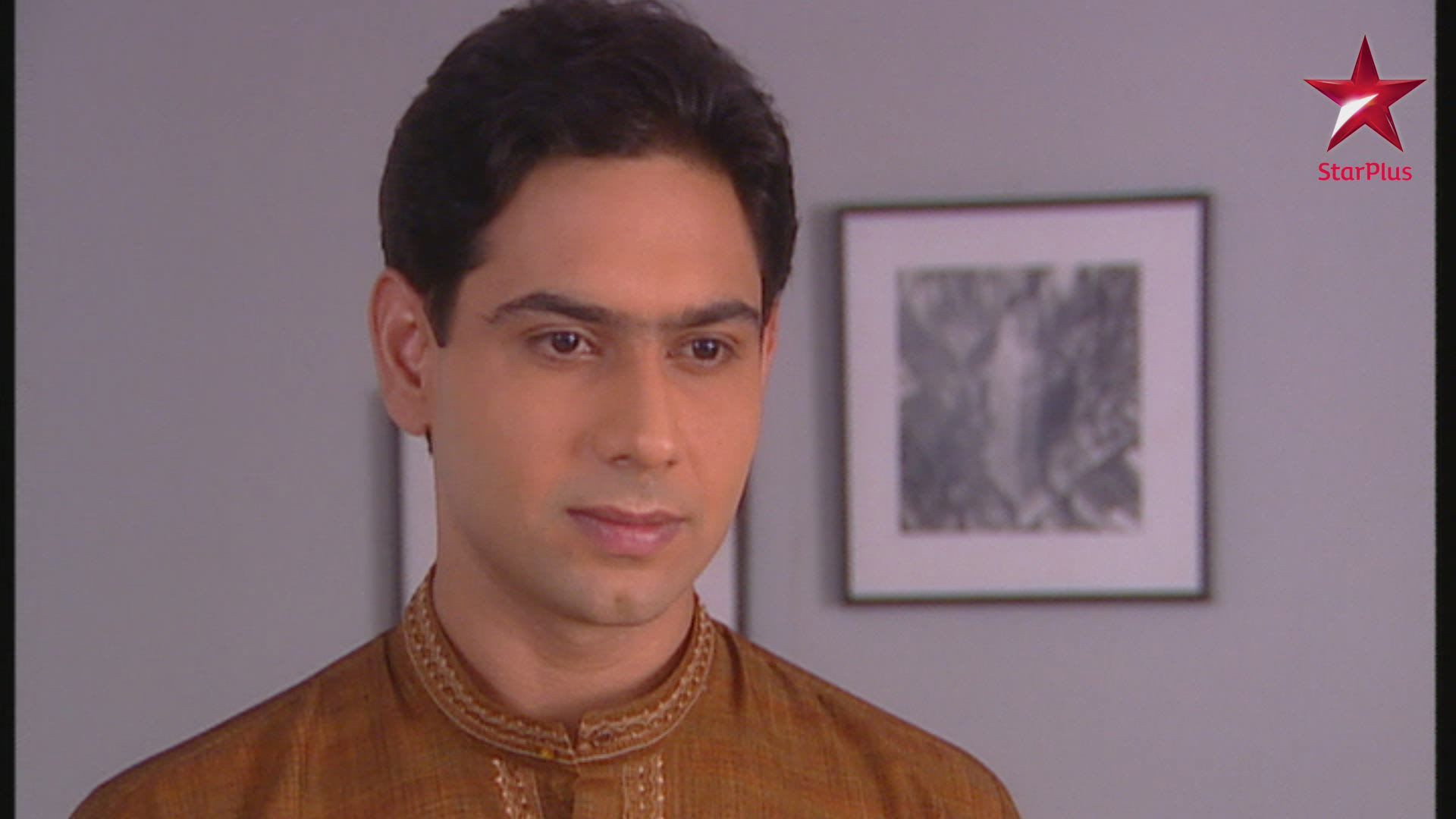 Kiran apologises to Tulsi